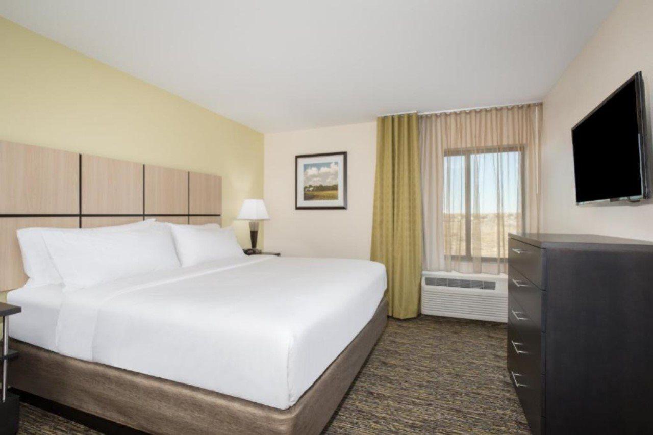 Candlewood Suites Pueblo By Ihg Экстерьер фото