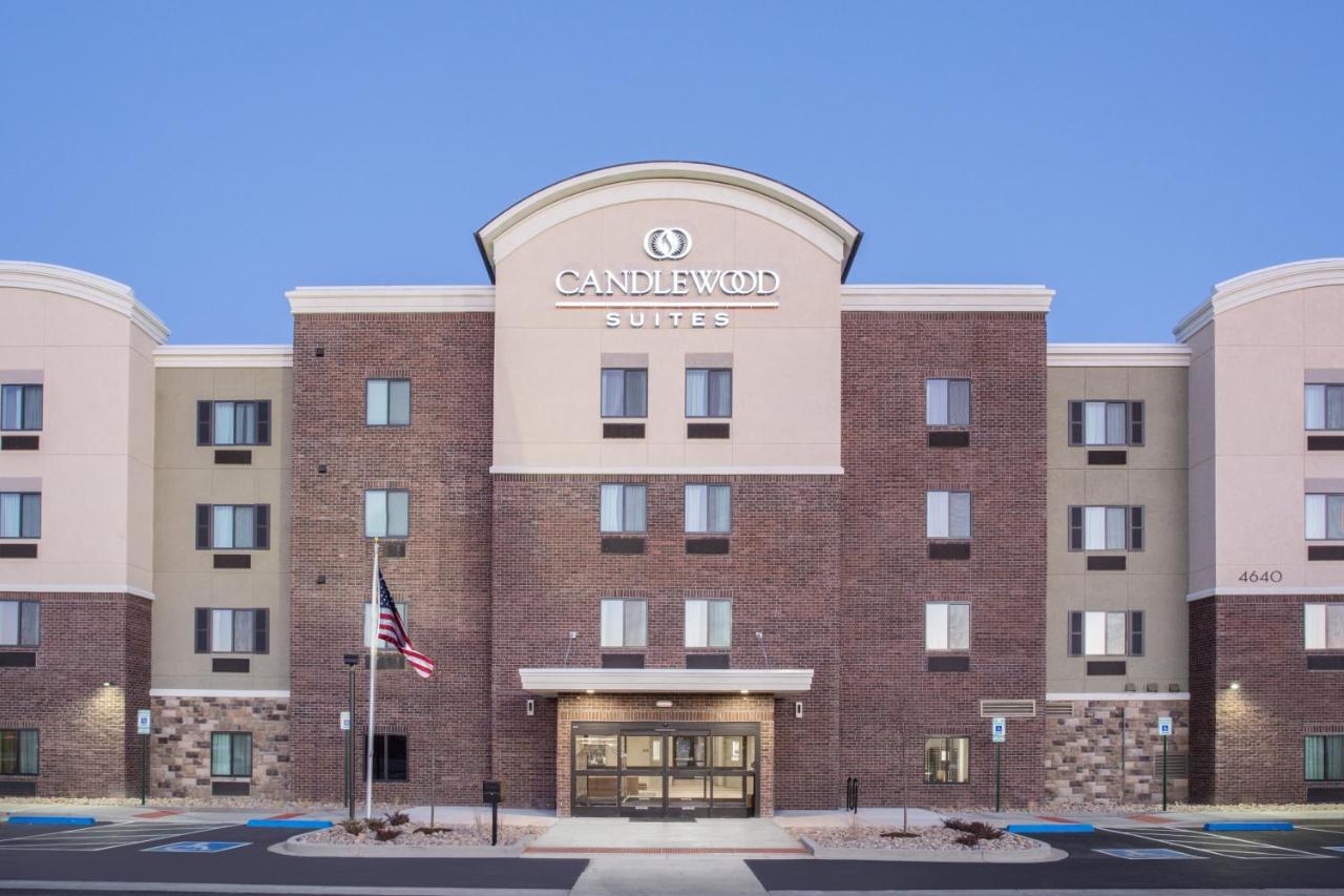 Candlewood Suites Pueblo By Ihg Экстерьер фото